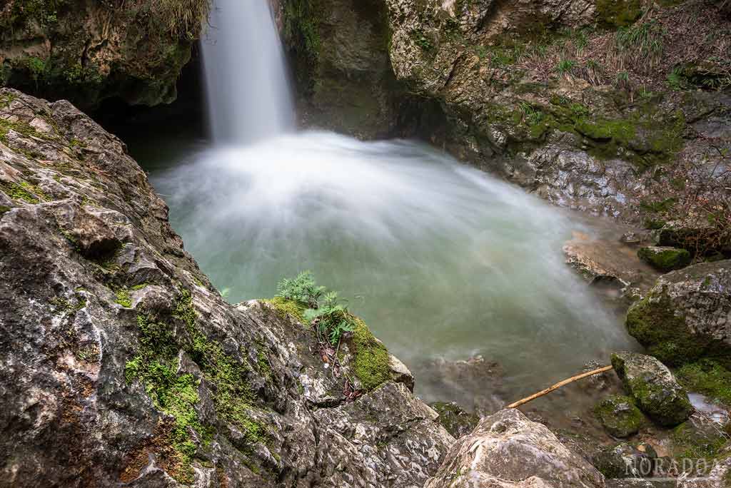 Cascada de Aguaque, muy cerca de Antoñana